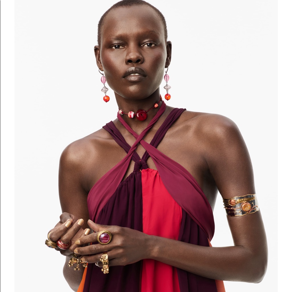 Salezara Limited Edition Glass Necklace Sale 19$